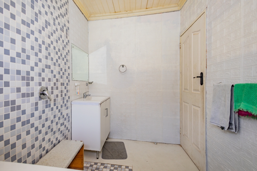 4 Bedroom Property for Sale in Belmont Park Western Cape